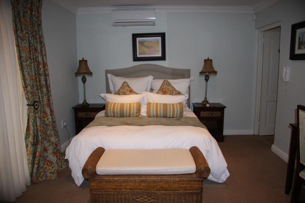 Hole In One Hotel Roodepoort Ngoại thất bức ảnh